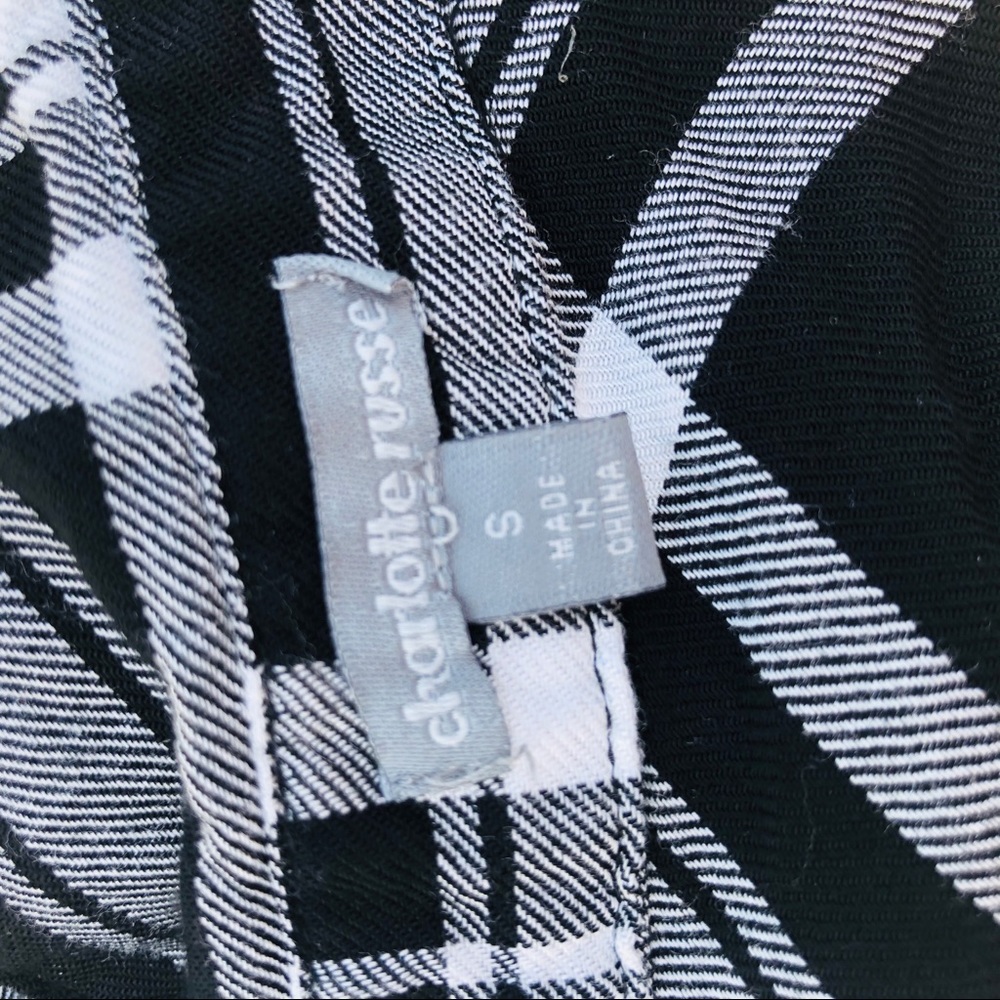⭐️Flannel button down⭐️ - Picture 5 of 6